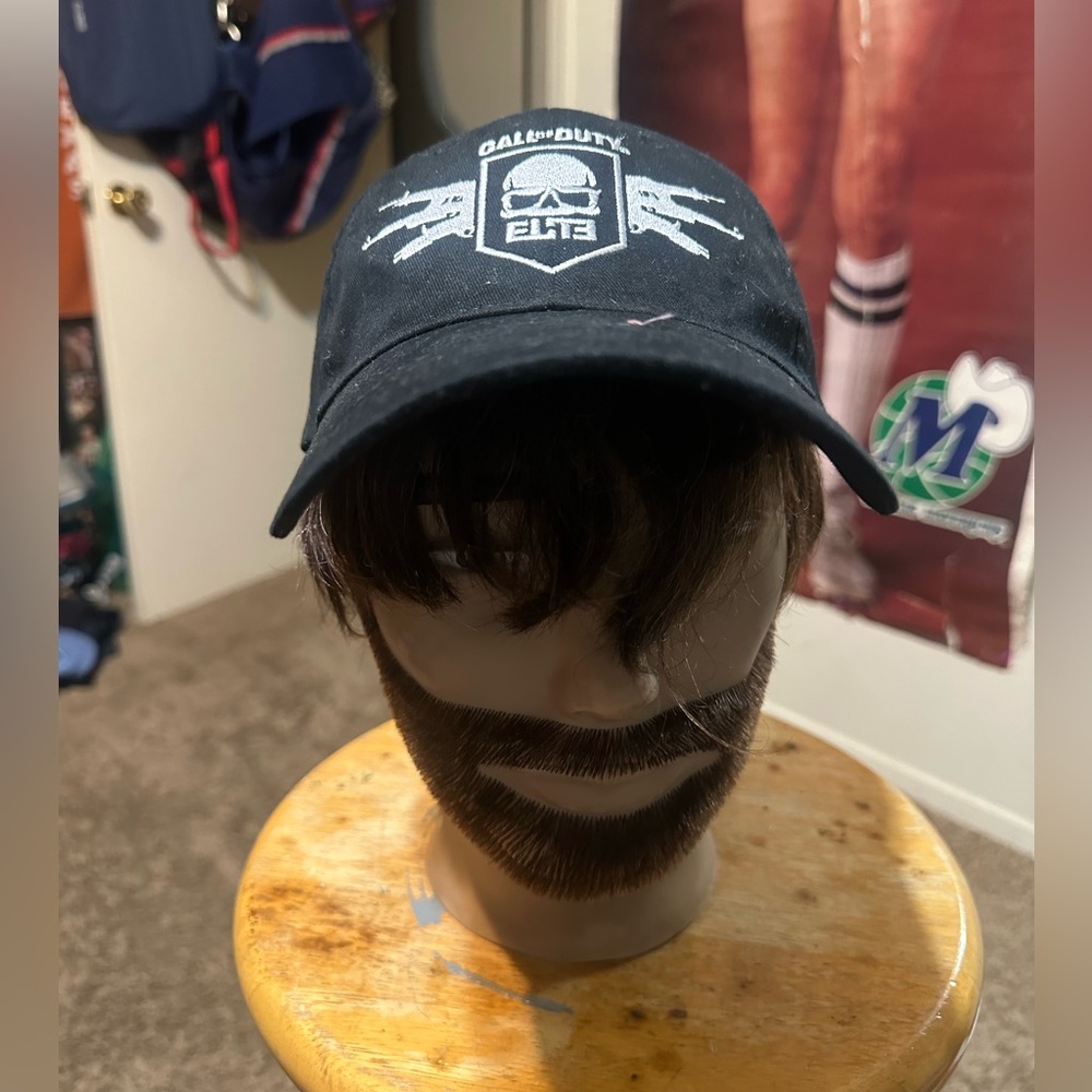 Vintage Call of Duty MW3 “triple black” hat 00s